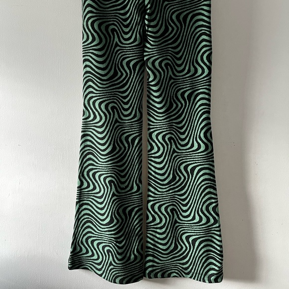 Flare pants - Picture 2 of 2